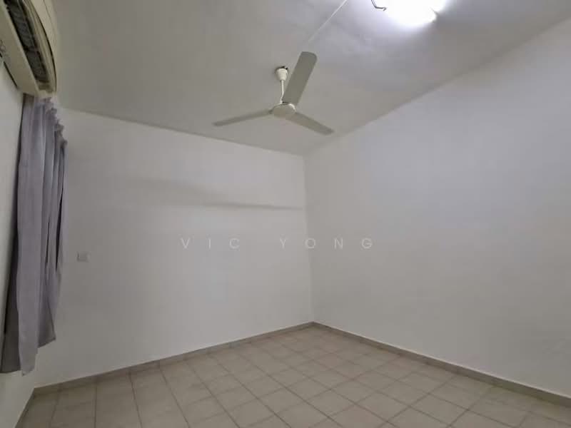 Apartment for Rent at Beverly Hills 2 - Vic Yong - PropertyGuru.com.my