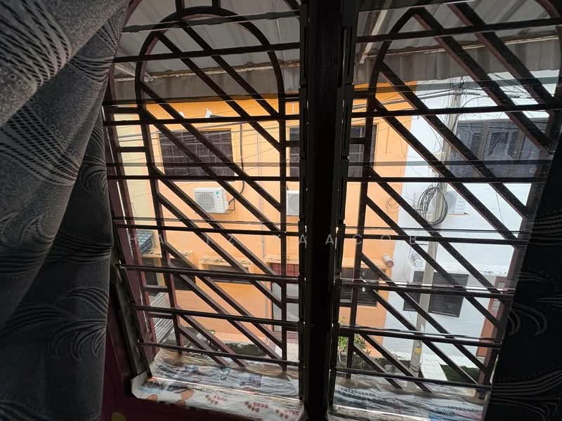 Terraced House for Sale in Taman Bayu Perdana (Klang) - Hafiz Yaacob - Exterior - PropertyGuru.com.my