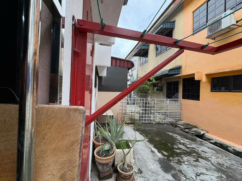 Terraced House for Sale in Taman Bayu Perdana (Klang) - Hafiz Yaacob - Exterior - PropertyGuru.com.my