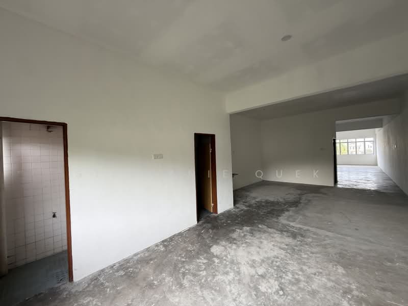 Shop for Rent in Taman Sri Istana (Klang) - Stephanie Quek - Interior - PropertyGuru.com.my