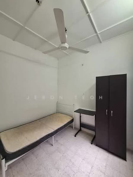 Pangsapuri untuk Disewa di Sea Park Apartment - Jeron Teoh - Bedroom - PropertyGuru.com.my