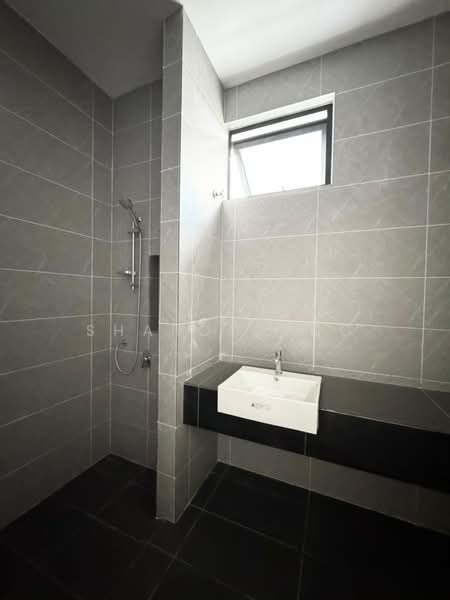 Rumah Teres untuk Dijual di Johor Bahru (Johor) - Sharon Ong - Bathroom - PropertyGuru.com.my