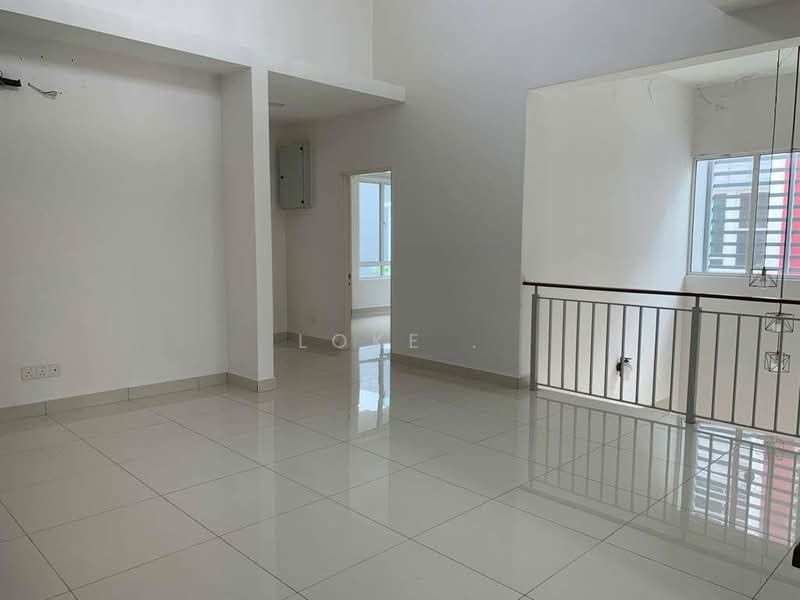 Rumah Berkembar untuk Disewa di Setia Damai (Setia Alam) - Loke . - Living Room - PropertyGuru.com.my