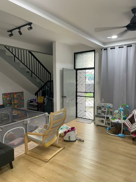 Rumah Teres 2 Tingkat untuk Disewa di Taman Johor Jaya (Johor Bahru) - Jessica Ma - PropertyGuru.com.my