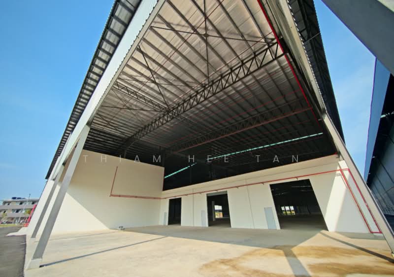 Warehouse for Sale in Bandar Enstek (Negeri Sembilan) - Thiam Hee Tan - Exterior - PropertyGuru.com.my