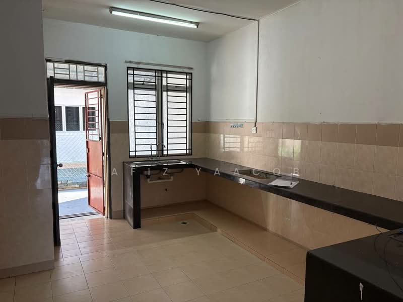 2-storey Terraced House for Sale in Bandar Parklands (Klang) - Hafiz Yaacob - Kitchen - PropertyGuru.com.my
