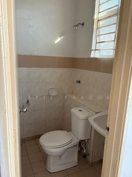 2-storey Terraced House for Sale in Bandar Parklands (Klang) - Hafiz Yaacob - Bathroom - PropertyGuru.com.my