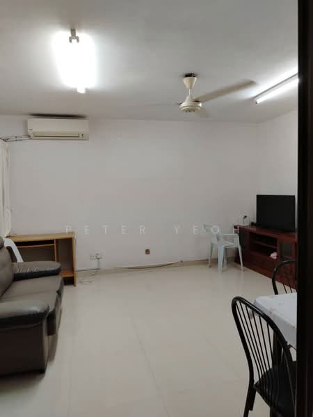 Pangsapuri untuk Disewa di Desa Green - Peter Yeoh - Living Room - PropertyGuru.com.my