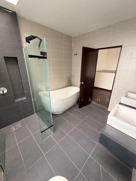 Semi-Detached House for Sale in Johor Bahru (Johor) - Chuan Liang - Bathroom - PropertyGuru.com.my