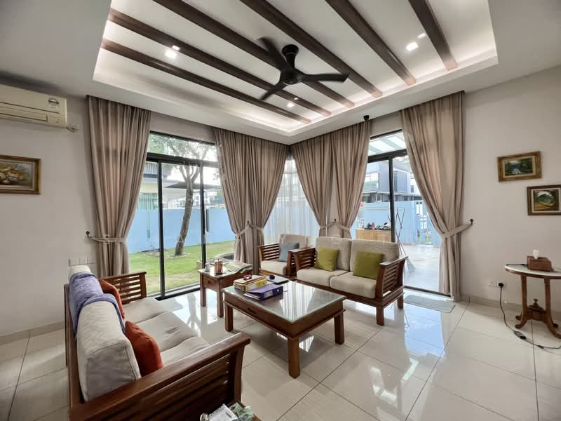 Rumah Berkembar untuk Dijual di Setia Eco Gardens (Gelang Patah) - Shiang Yng Tan - Living Room - PropertyGuru.com.my