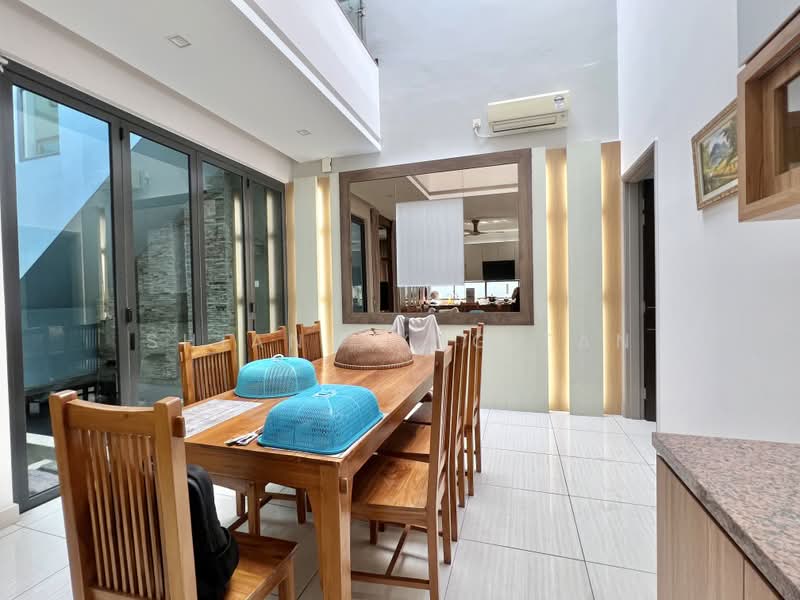 Rumah Berkembar untuk Dijual di Setia Eco Gardens (Gelang Patah) - Shiang Yng Tan - Dining Room - PropertyGuru.com.my