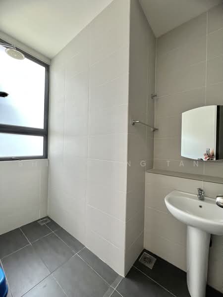 Rumah Berkembar untuk Dijual di Setia Eco Gardens (Gelang Patah) - Shiang Yng Tan - Bathroom - PropertyGuru.com.my