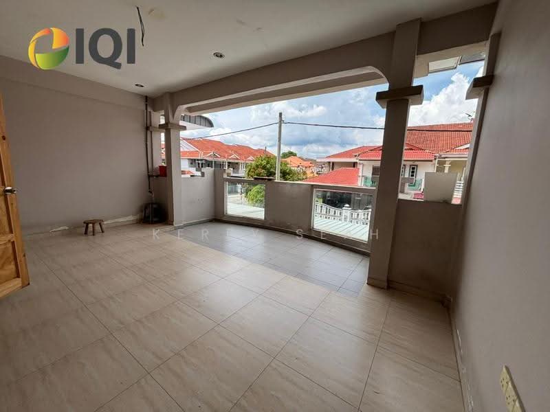 Rumah Teres 2-Tingkat untuk Dijual di Taman Saujana Permai (Bukit Mertajam) - Kerry Seah - Balcony - PropertyGuru.com.my