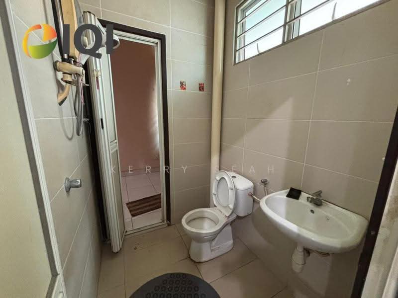 Rumah Teres 2-Tingkat untuk Dijual di Taman Saujana Permai (Bukit Mertajam) - Kerry Seah - Bathroom - PropertyGuru.com.my