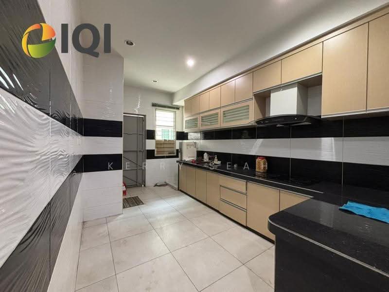 Rumah Teres 2-Tingkat untuk Dijual di Taman Saujana Permai (Bukit Mertajam) - Kerry Seah - Kitchen - PropertyGuru.com.my