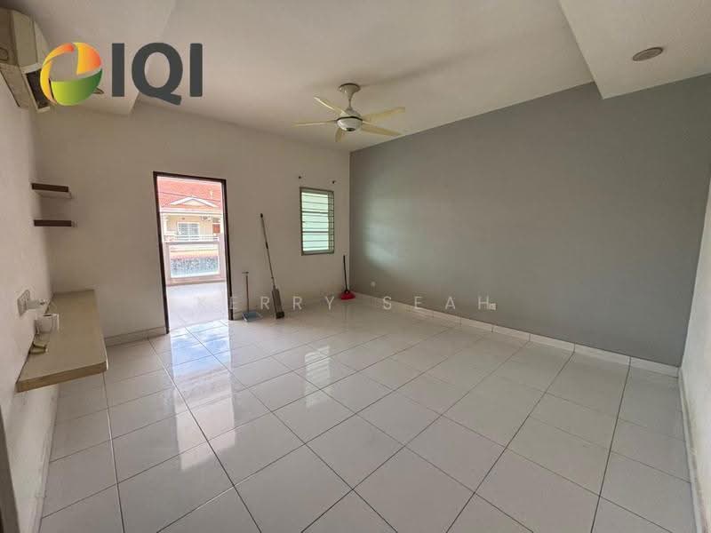 Rumah Teres 2-Tingkat untuk Dijual di Taman Saujana Permai (Bukit Mertajam) - Kerry Seah - Living Room - PropertyGuru.com.my