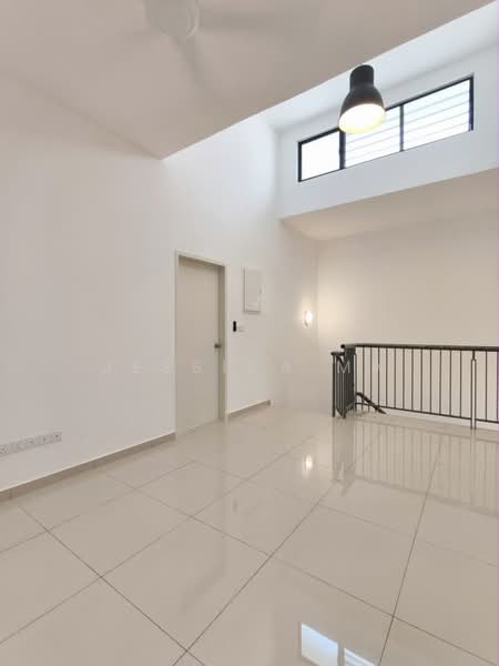 Rumah Teres untuk Disewa di Taman Desa Tebrau (Tebrau) - Jessica Ma - PropertyGuru.com.my