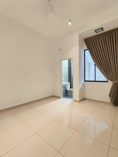 Rumah Teres untuk Disewa di Taman Desa Tebrau (Tebrau) - Jessica Ma - PropertyGuru.com.my