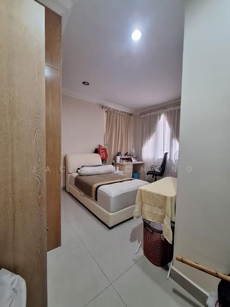 Rumah Berkembar untuk Dijual di Jalan Klang Lama (Old Klang Road) (Kuala Lumpur) - Jackie Chong - Bedroom - PropertyGuru.com.my