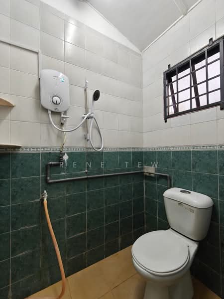 Rumah Teres 1 Tingkat untuk Disewa di Taman Molek (Johor Bahru) - Rene Tew - PropertyGuru.com.my