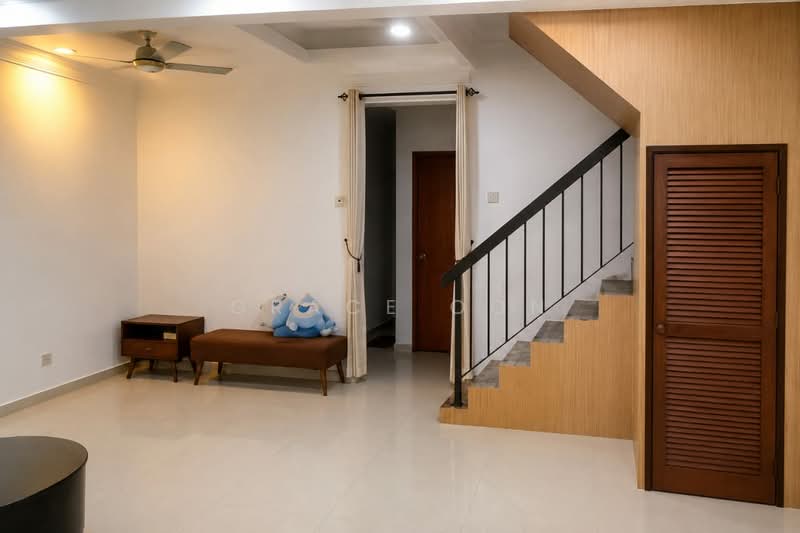Rumah Teres 2 Tingkat untuk Dijual di Taman Lestari Putra (Seri Kembangan) - Grace Oon - Living Room - PropertyGuru.com.my