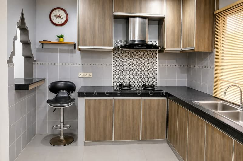 Rumah Teres 2 Tingkat untuk Dijual di Taman Lestari Putra (Seri Kembangan) - Grace Oon - Kitchen - PropertyGuru.com.my