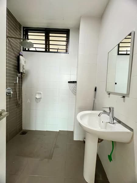 Service Residence for Rent at Palazio - Andrew Teo - Bathroom - PropertyGuru.com.my