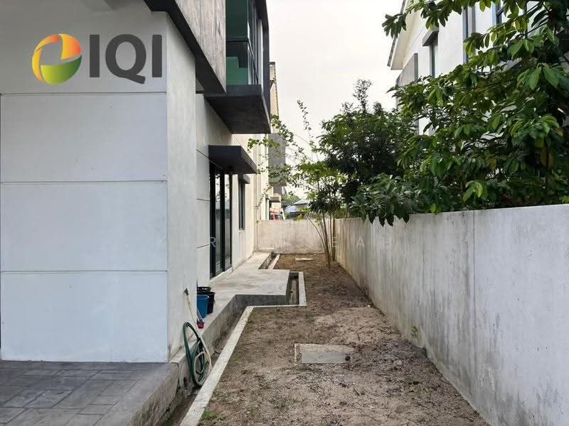 Semi-Detached House for Rent in Taman Santuari (Bukit Mertajam) - Kerry Seah - Exterior - PropertyGuru.com.my