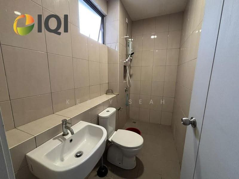 Semi-Detached House for Rent in Taman Santuari (Bukit Mertajam) - Kerry Seah - Bathroom - PropertyGuru.com.my