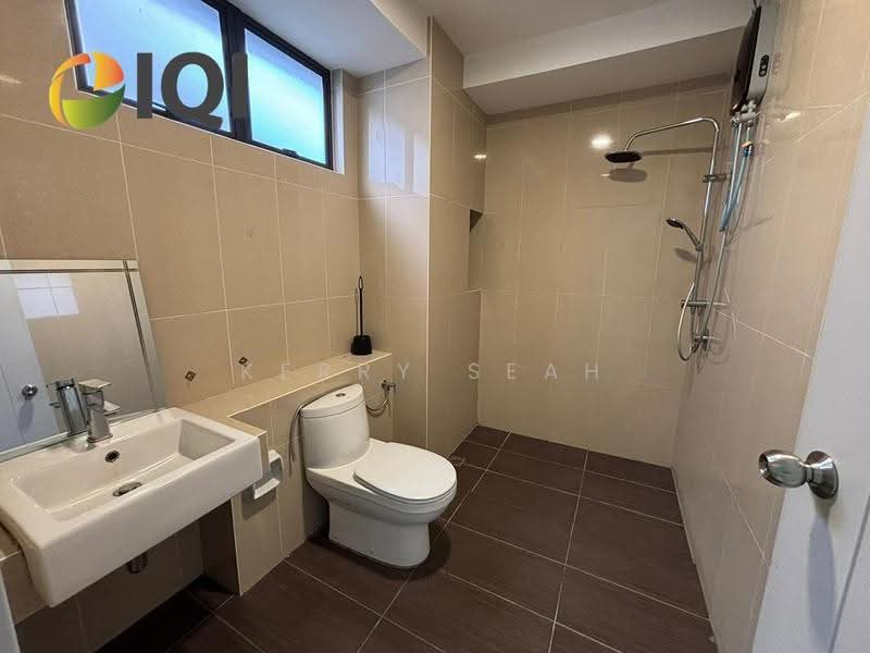 Semi-Detached House for Rent in Taman Santuari (Bukit Mertajam) - Kerry Seah - Bathroom - PropertyGuru.com.my