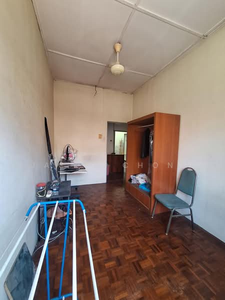 Rumah Teres 2 Tingkat untuk Dijual di Taman Universiti Indah (Seri Kembangan) - Jackie Chong - PropertyGuru.com.my