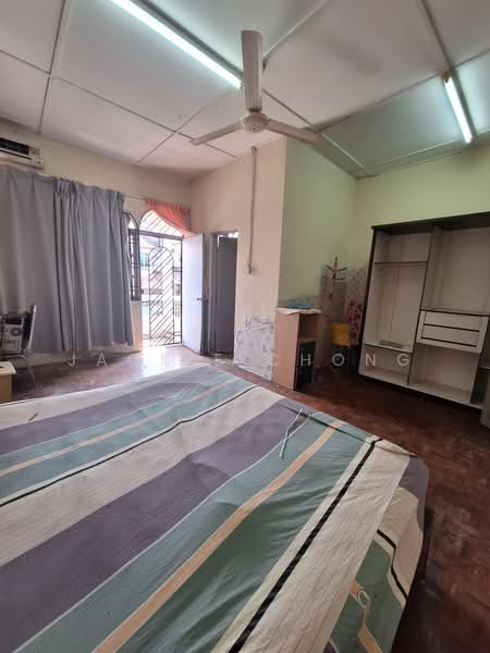 Rumah Teres 2 Tingkat untuk Dijual di Taman Universiti Indah (Seri Kembangan) - Jackie Chong - PropertyGuru.com.my