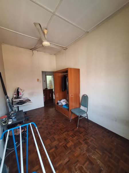 Rumah Teres 2 Tingkat untuk Dijual di Taman Universiti Indah (Seri Kembangan) - Jackie Chong - PropertyGuru.com.my