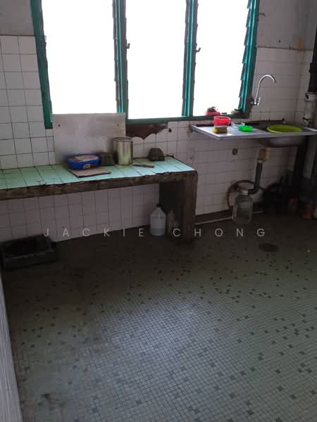 Flat for Sale at Salak South Garden (Taman Salak Selatan) - Jackie Chong - Kitchen - PropertyGuru.com.my