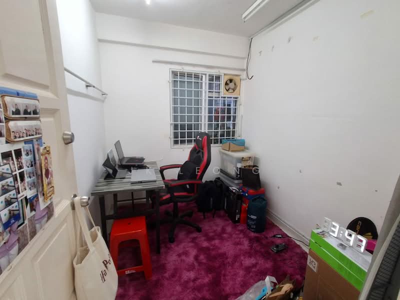 Flat for Rent at Taman Sri Sentosa - JK Leong - Study - PropertyGuru.com.my