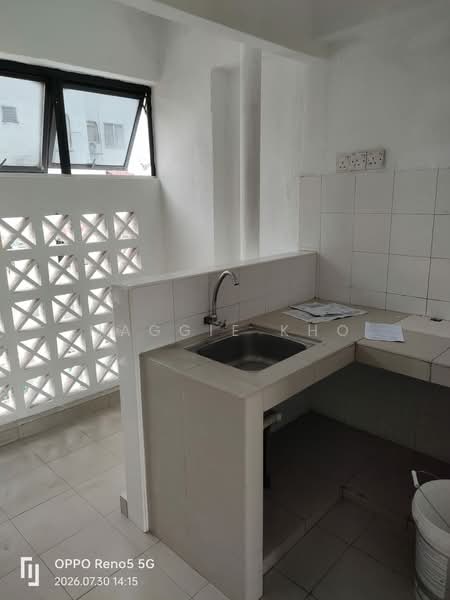 Rumah Flat untuk Disewa di Danau Kota Flat - Maggie Kho - Kitchen - PropertyGuru.com.my