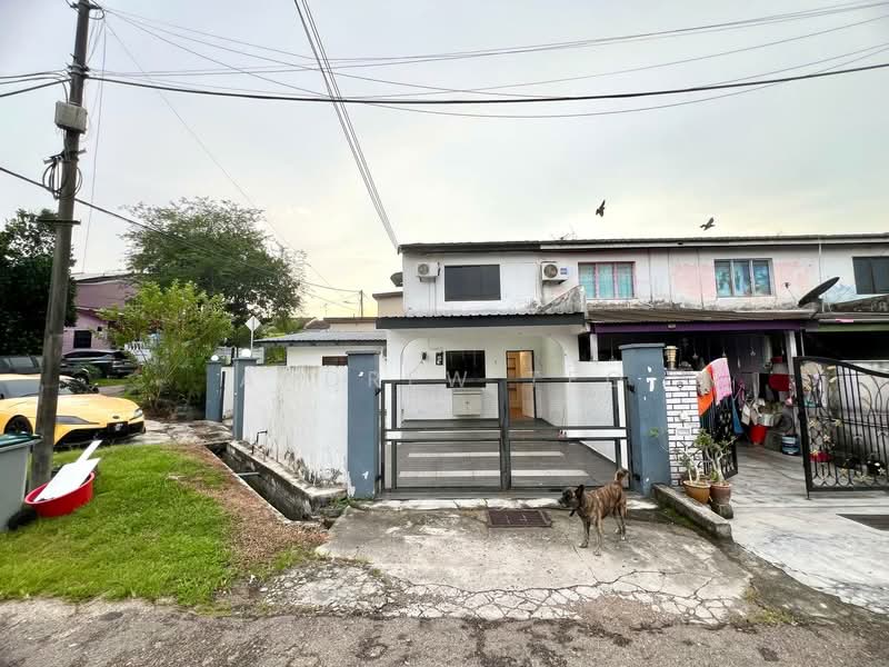Rumah Teres 2 Tingkat untuk Dijual di Taman Desa Cemerlang (Ulu Tiram) - Andrew Teo - Exterior - PropertyGuru.com.my