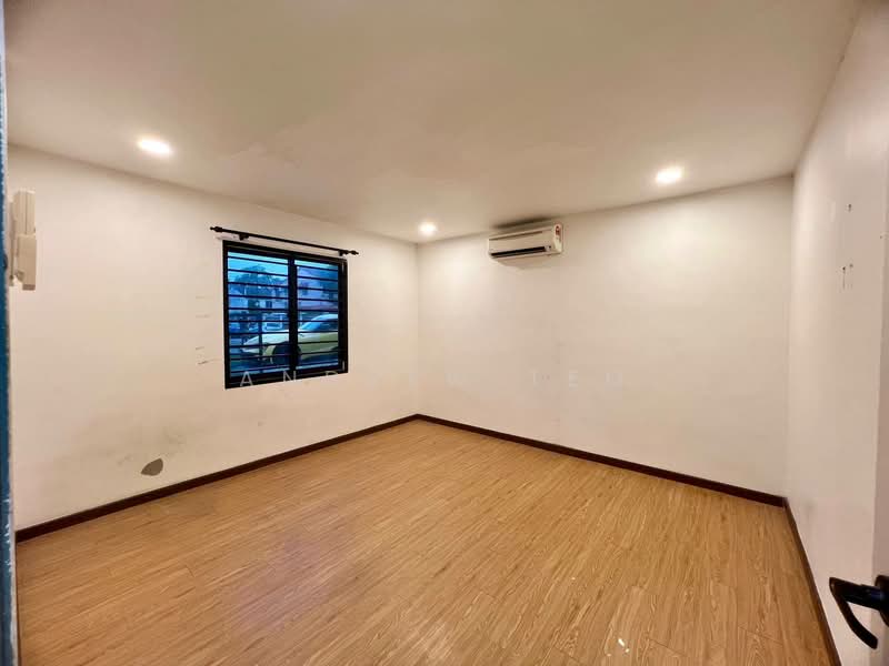 Rumah Teres 2 Tingkat untuk Dijual di Taman Desa Cemerlang (Ulu Tiram) - Andrew Teo - Interior - PropertyGuru.com.my