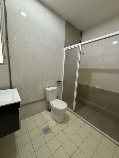 Rumah Banglo untuk Disewa di Taman Bukit Pantai (Bangsar) - Leonard Chin - Bathroom - PropertyGuru.com.my