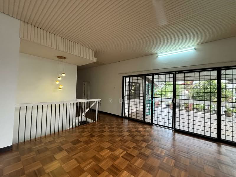 Rumah Banglo untuk Disewa di Taman Bukit Pantai (Bangsar) - Leonard Chin - Living Room - PropertyGuru.com.my