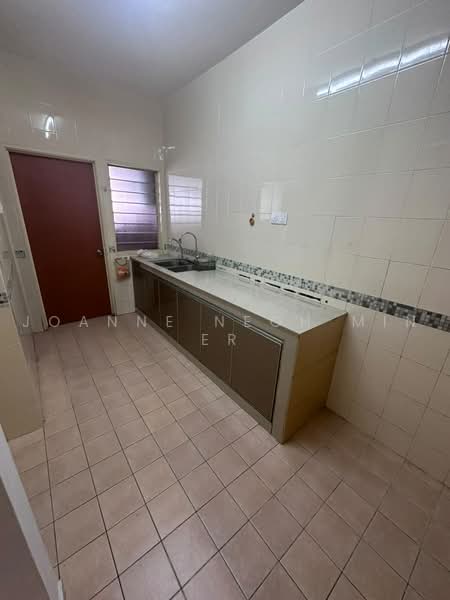 Terraced House for Rent in Sungai Long (Bandar Sungai Long) - JOANNE NEOH MIN ER - Kitchen - PropertyGuru.com.my