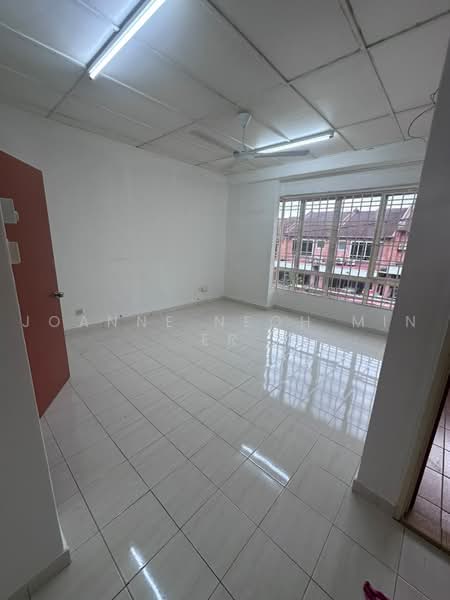 Terraced House for Rent in Sungai Long (Bandar Sungai Long) - JOANNE NEOH MIN ER - Living Room - PropertyGuru.com.my