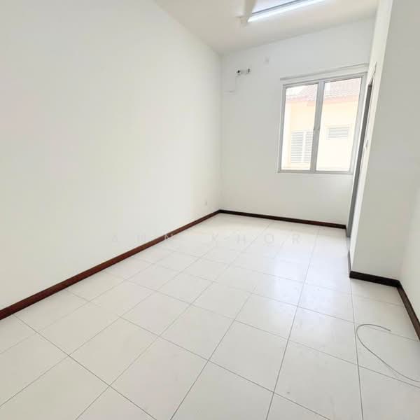 Rumah Teres 2 Tingkat untuk Disewa di Teluk Kumbar (Penang) - Ann Khor - Interior - PropertyGuru.com.my