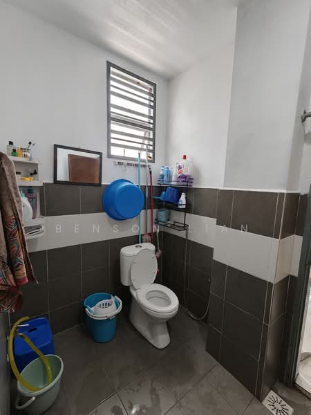 2-storey Terraced House for Rent in Puncak Alam (Selangor) - Benson Lian - Bathroom - PropertyGuru.com.my
