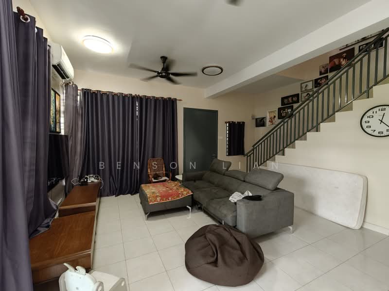 2-storey Terraced House for Rent in Puncak Alam (Selangor) - Benson Lian - Living Room - PropertyGuru.com.my