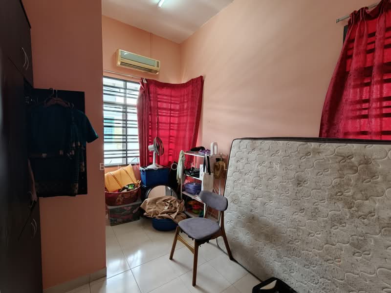 2-storey Terraced House for Rent in Puncak Alam (Selangor) - Benson Lian - Bedroom - PropertyGuru.com.my
