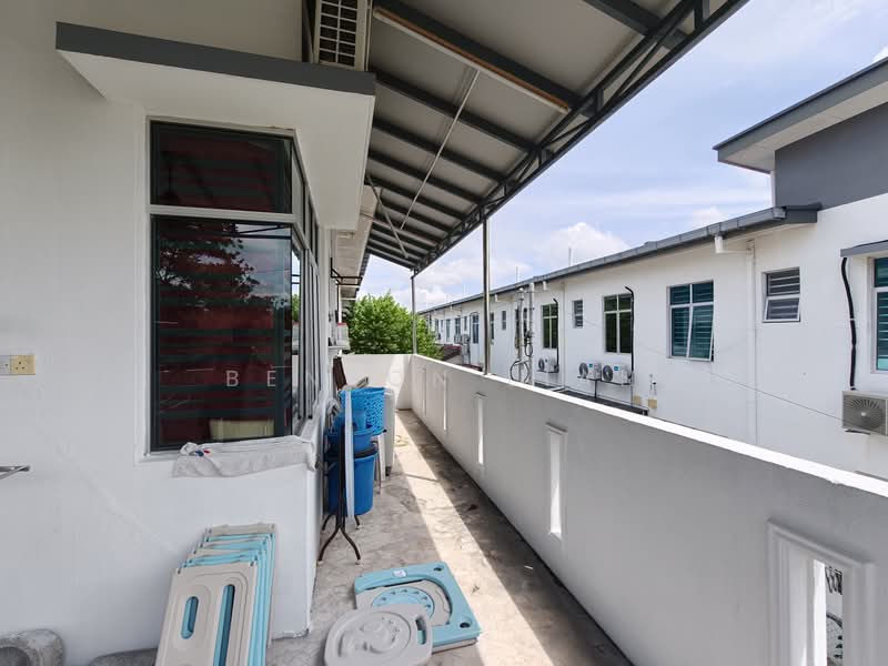 2-storey Terraced House for Rent in Puncak Alam (Selangor) - Benson Lian - Balcony - PropertyGuru.com.my