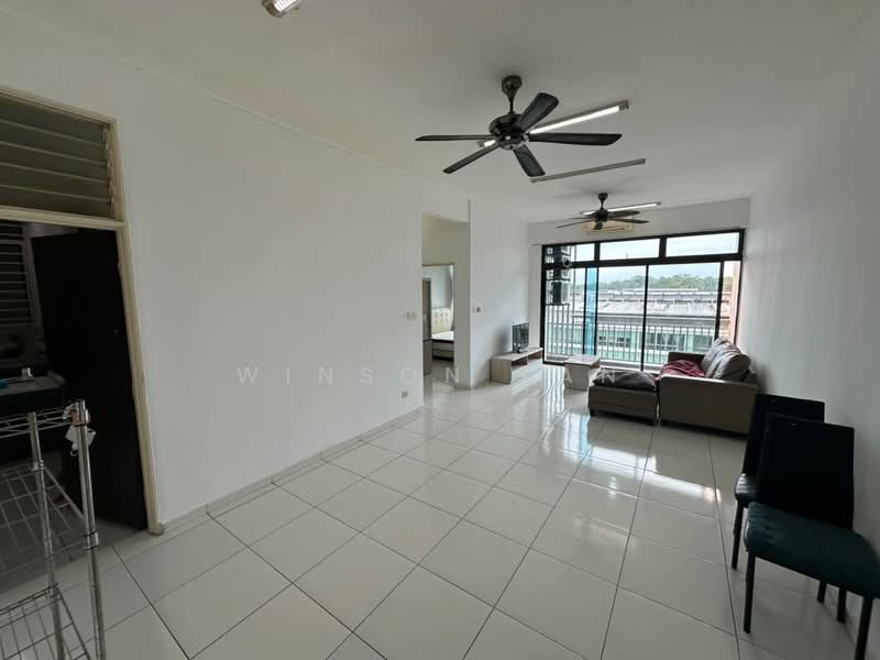 Servis Apartment untuk Dijual di Sky Gardens Residences - Winson Tan - Living Room - PropertyGuru.com.my