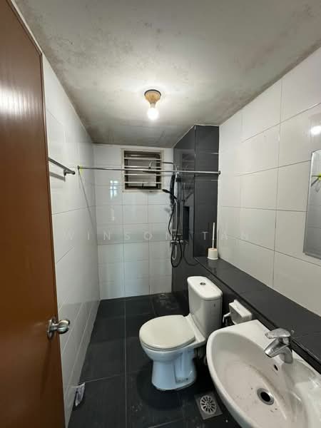 Servis Apartment untuk Dijual di Sky Gardens Residences - Winson Tan - PropertyGuru.com.my