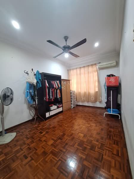 2-storey Terraced House for Sale in Taman Overseas Union (Taman Oug) (Jalan Klang Lama (Old Klang Road)) - Jackie Chong - Bedroom - PropertyGuru.com.my